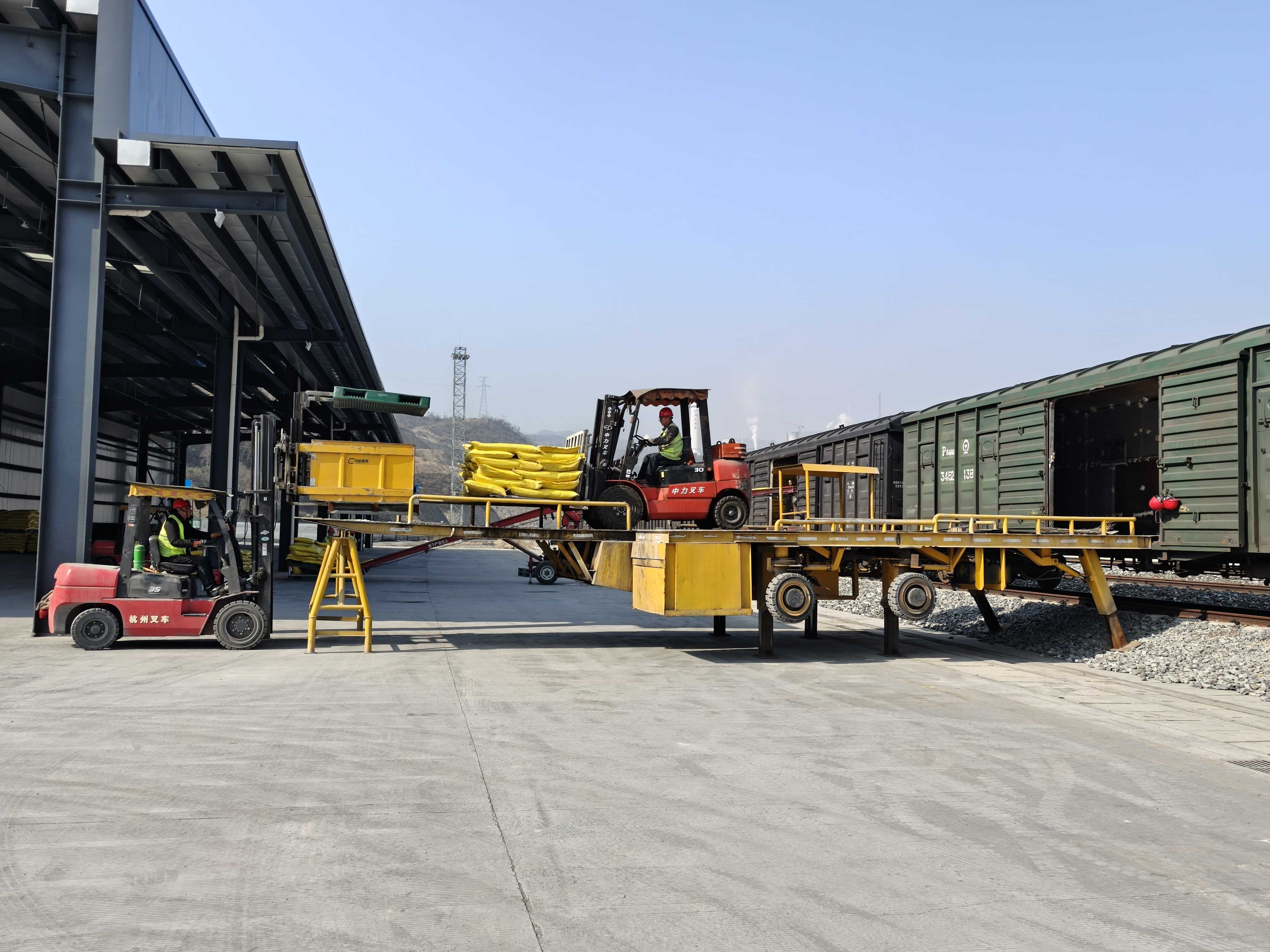 ��yun�����������