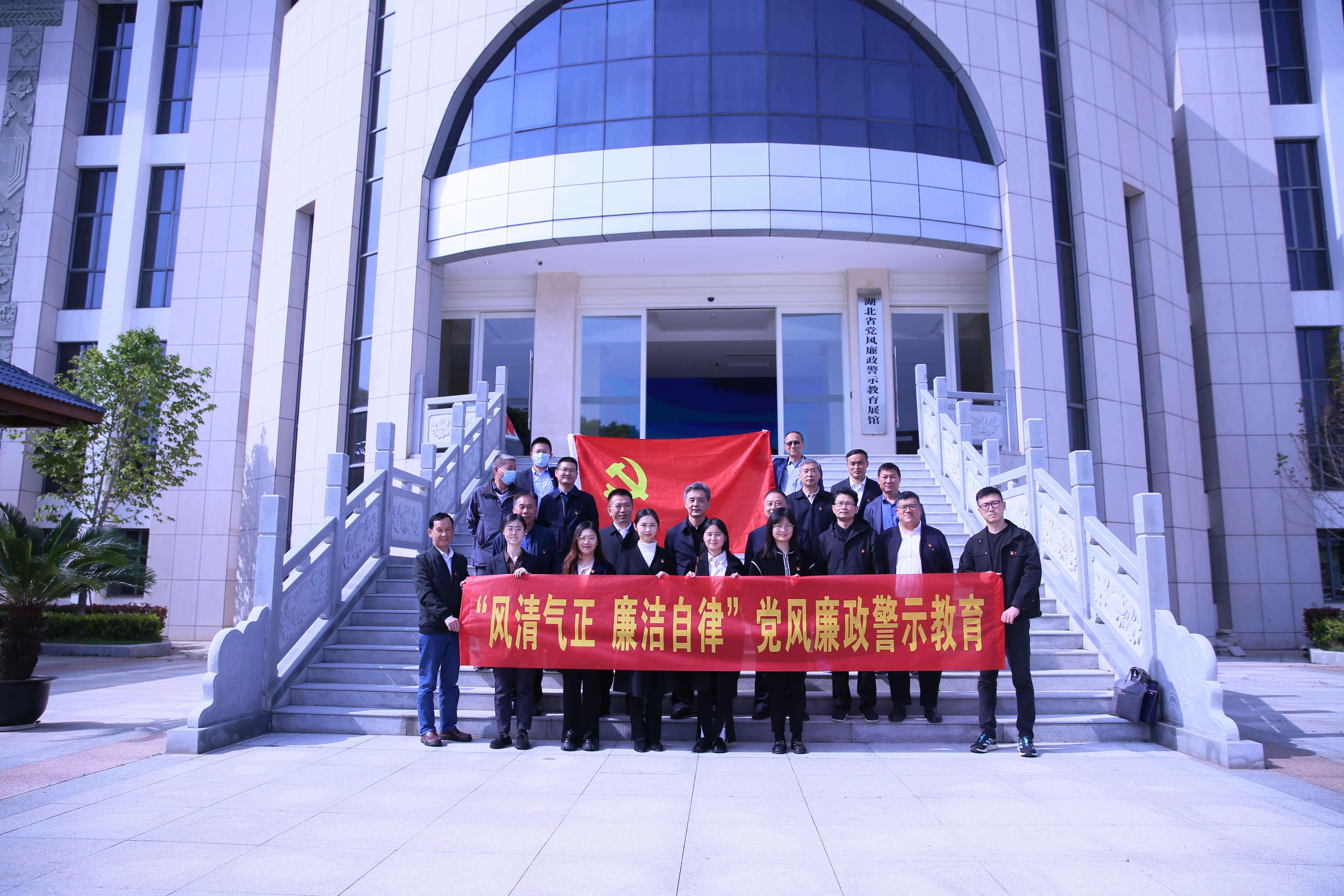 ��yun�����������