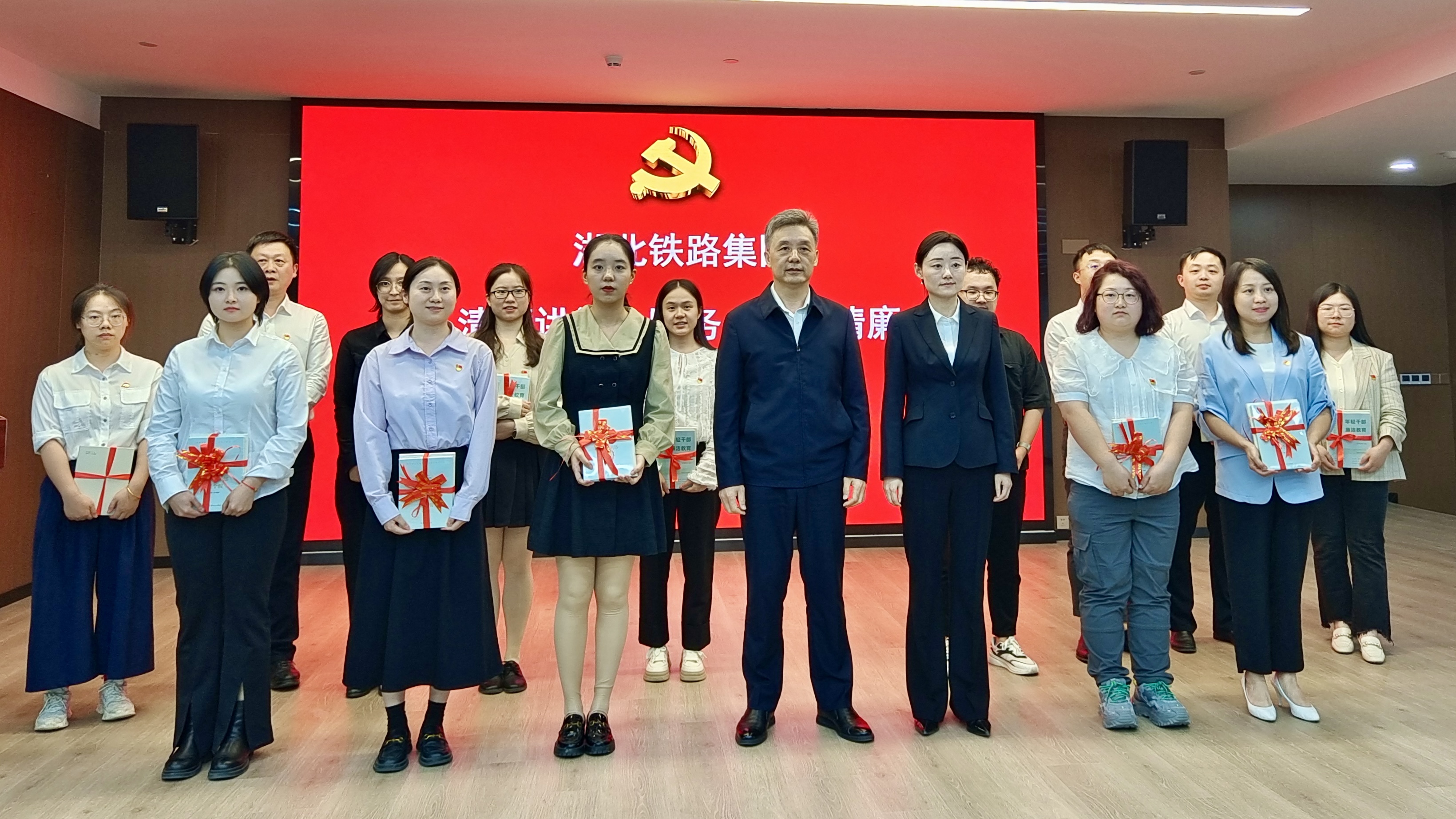 ��yun�����������