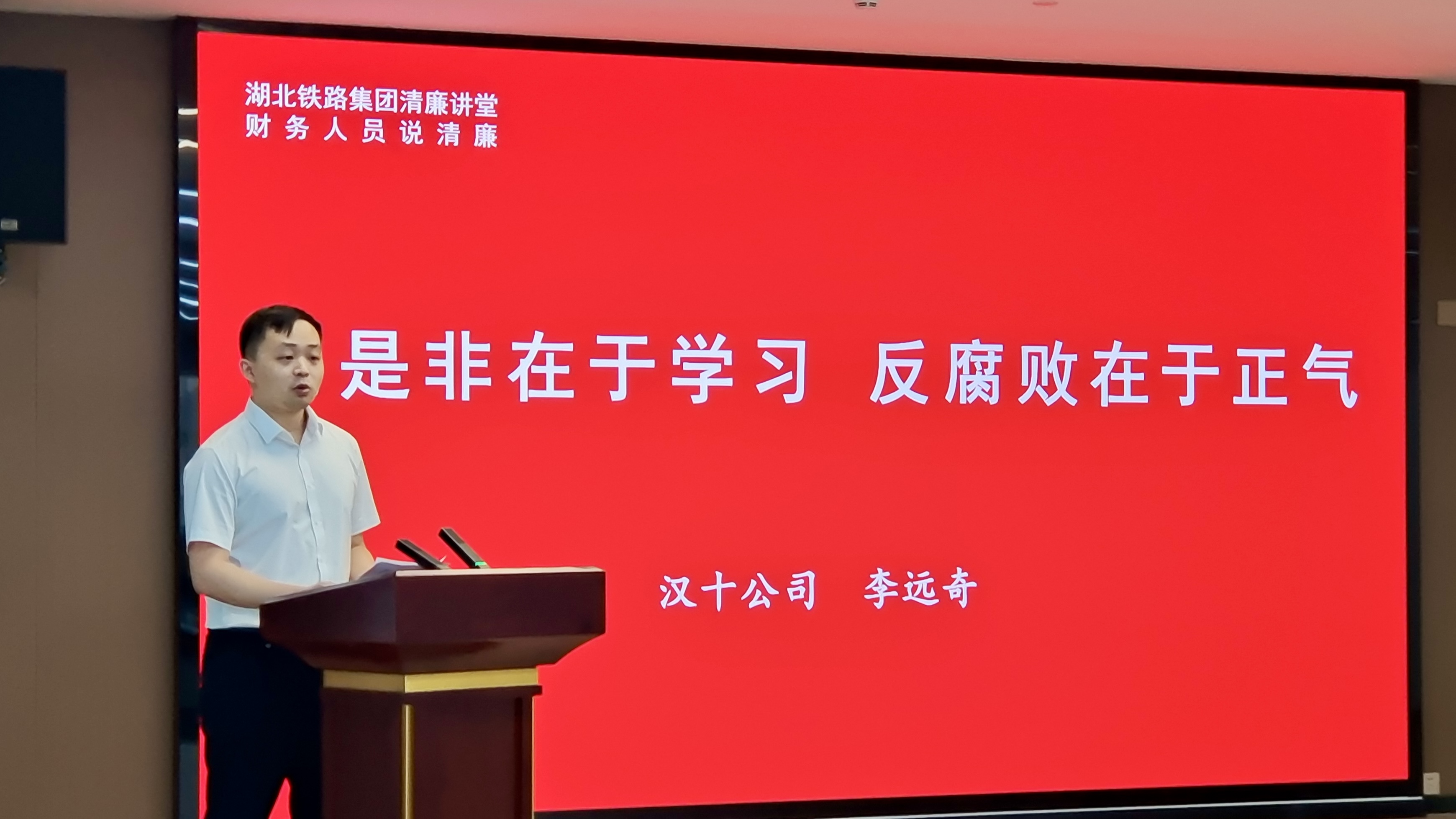 ��yun�����������