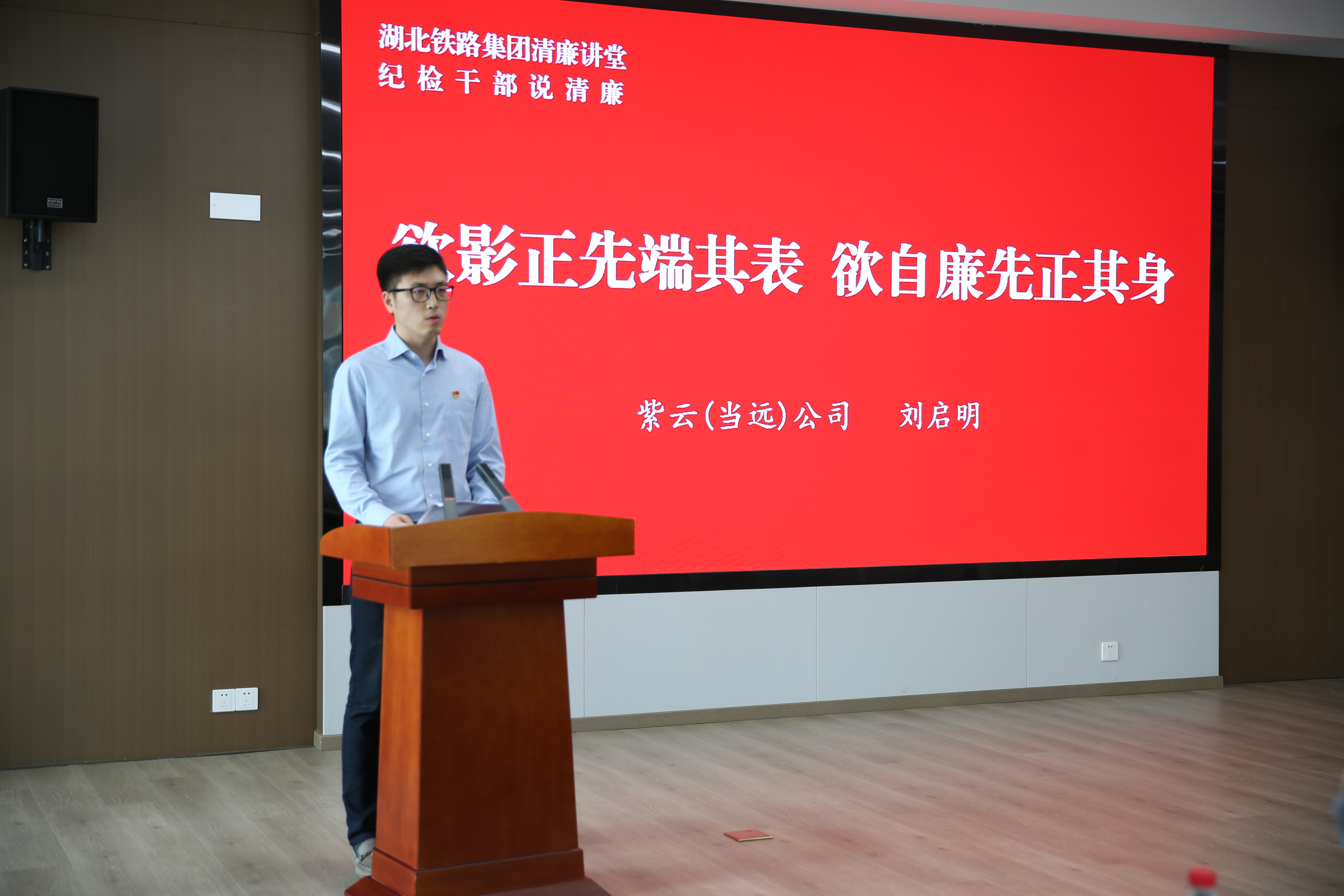 ��yun�����������