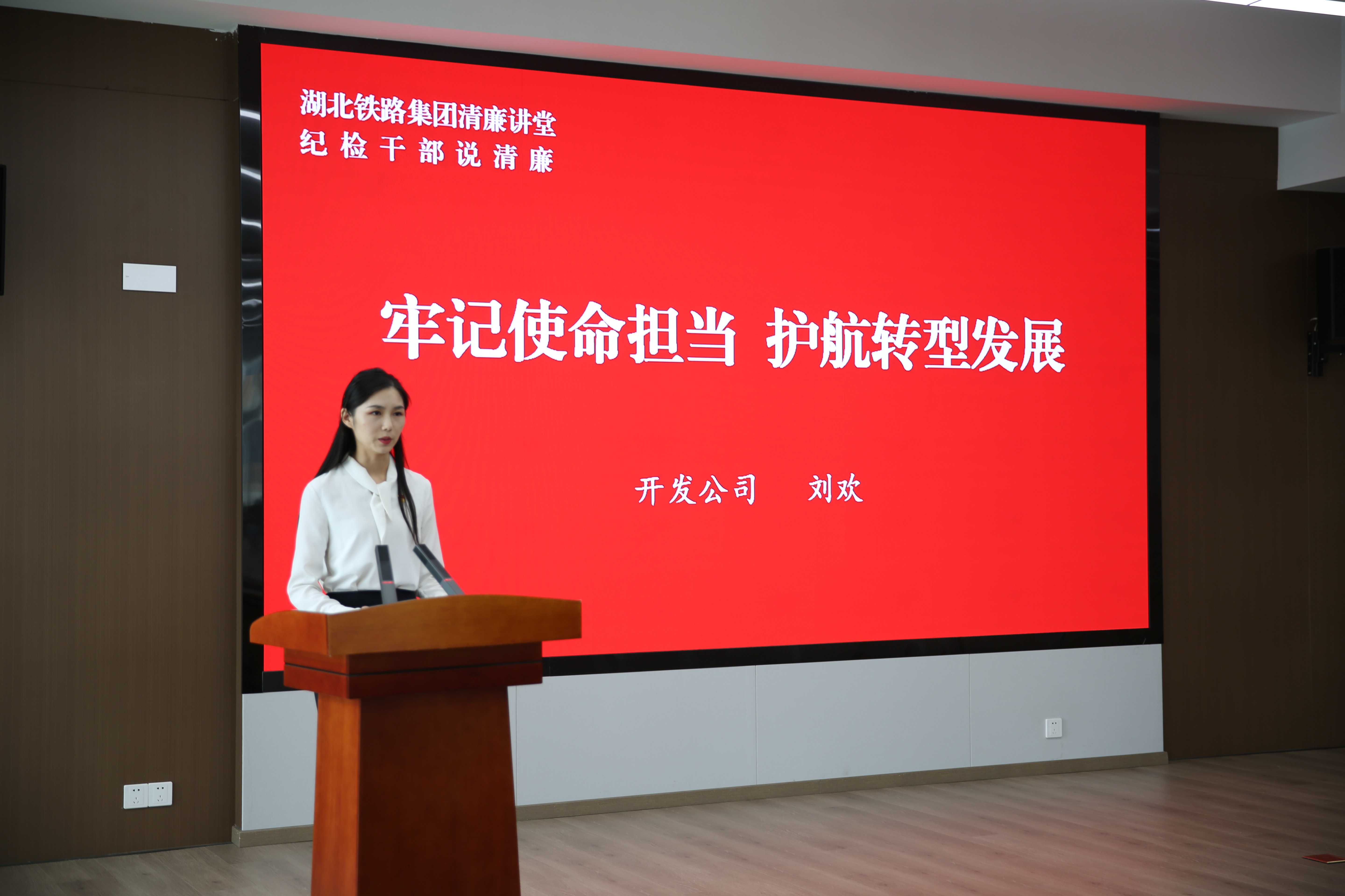 ��yun�����������