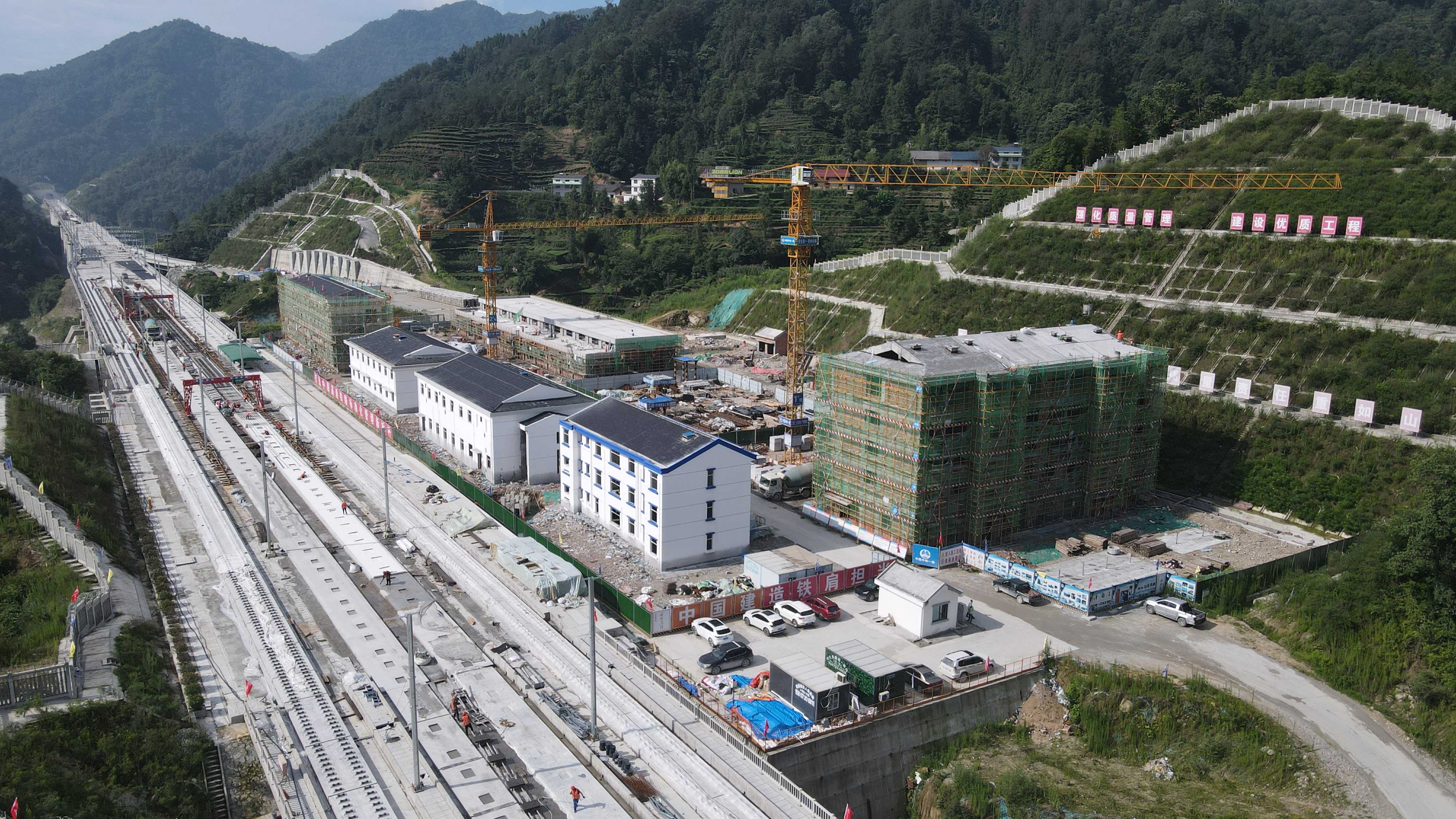 ��yun�����������