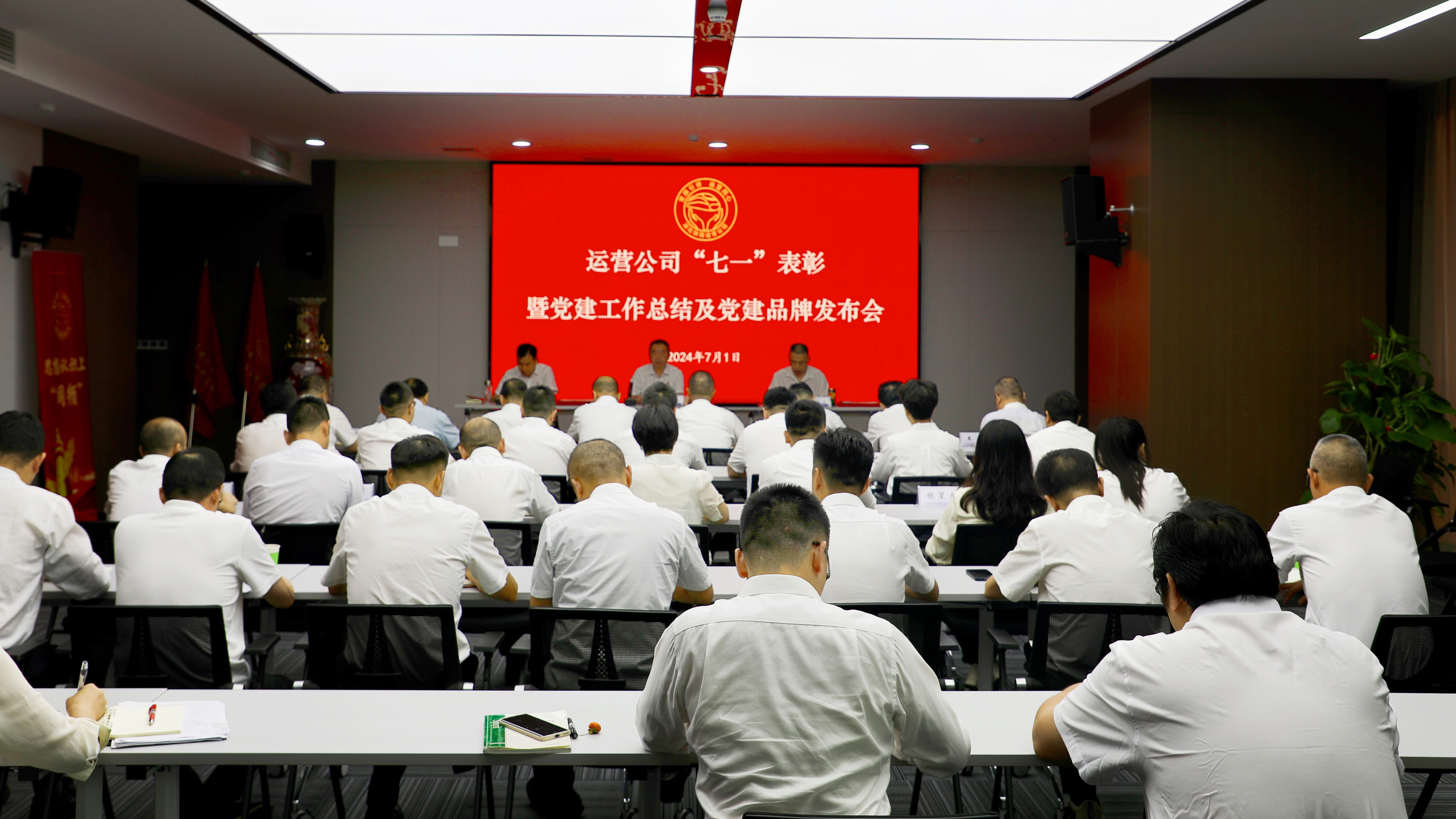 ��yun�����������