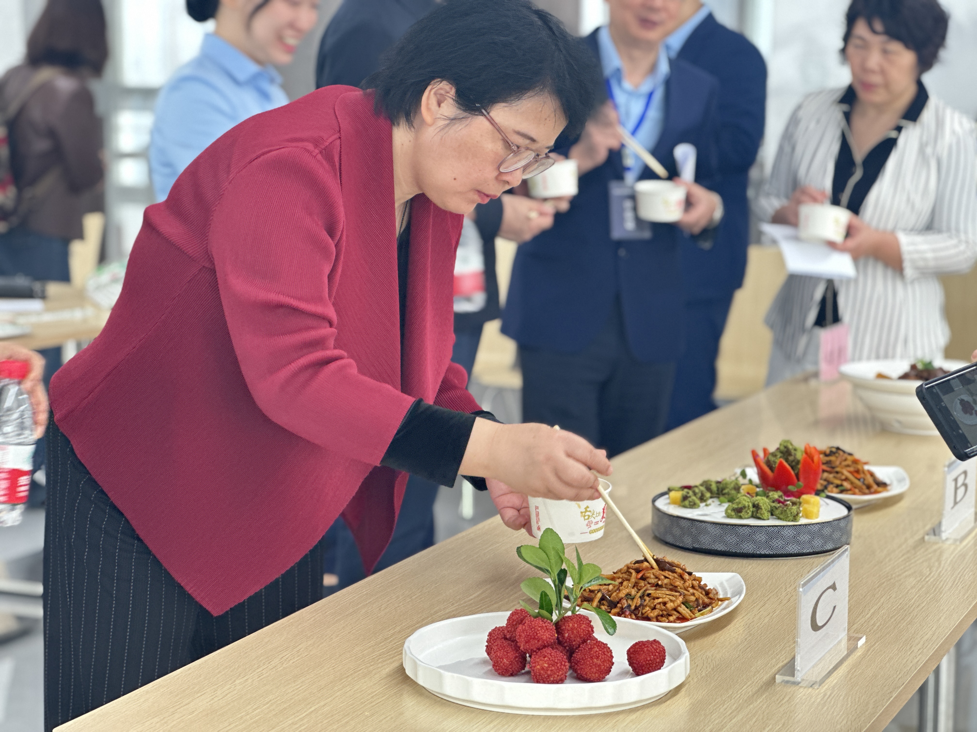 ��yun�����������