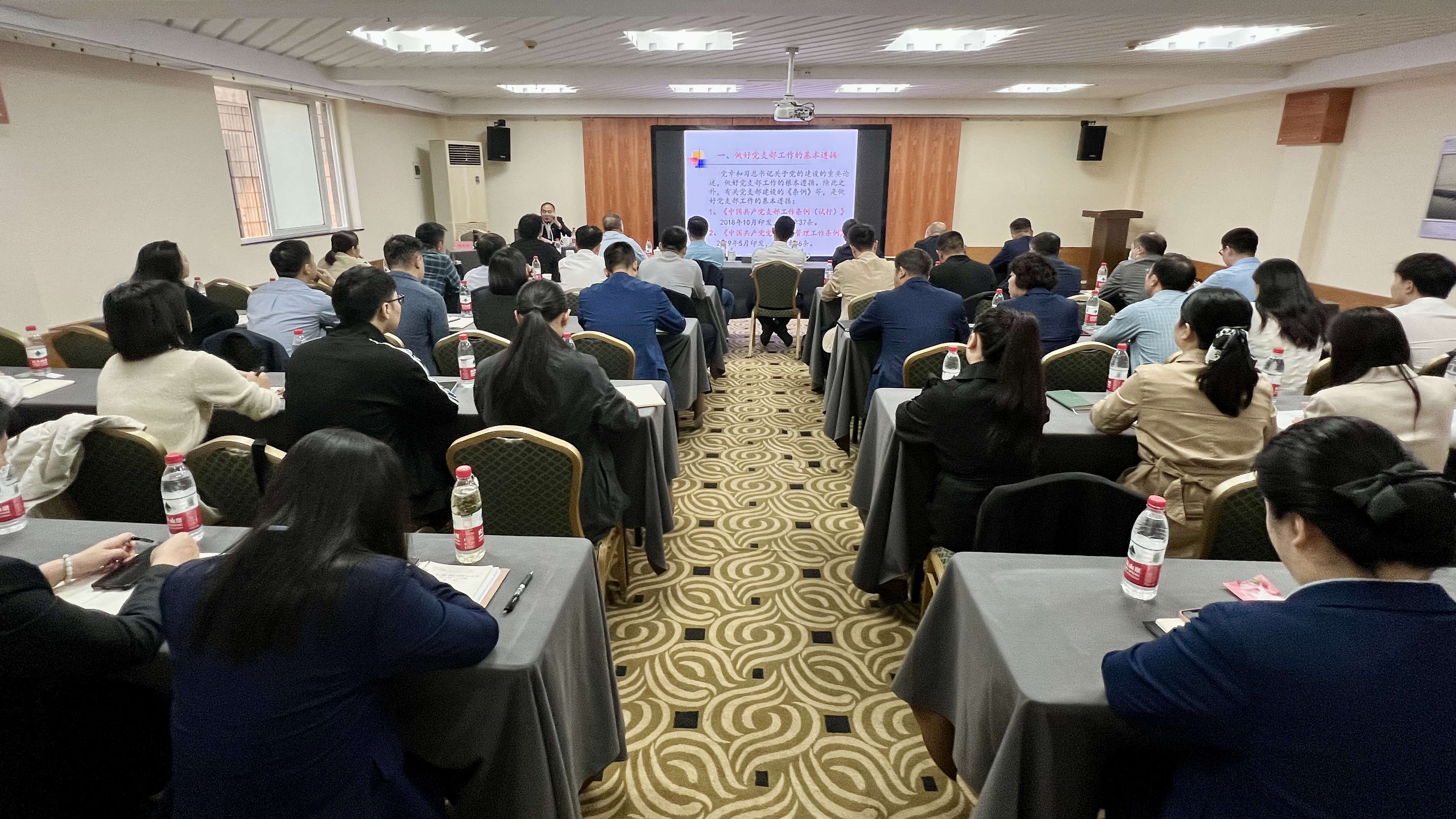 ��yun�����������