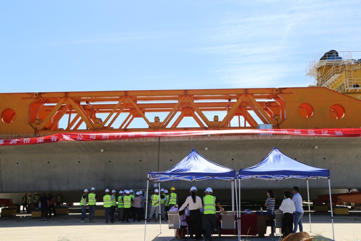 ��yun�����������