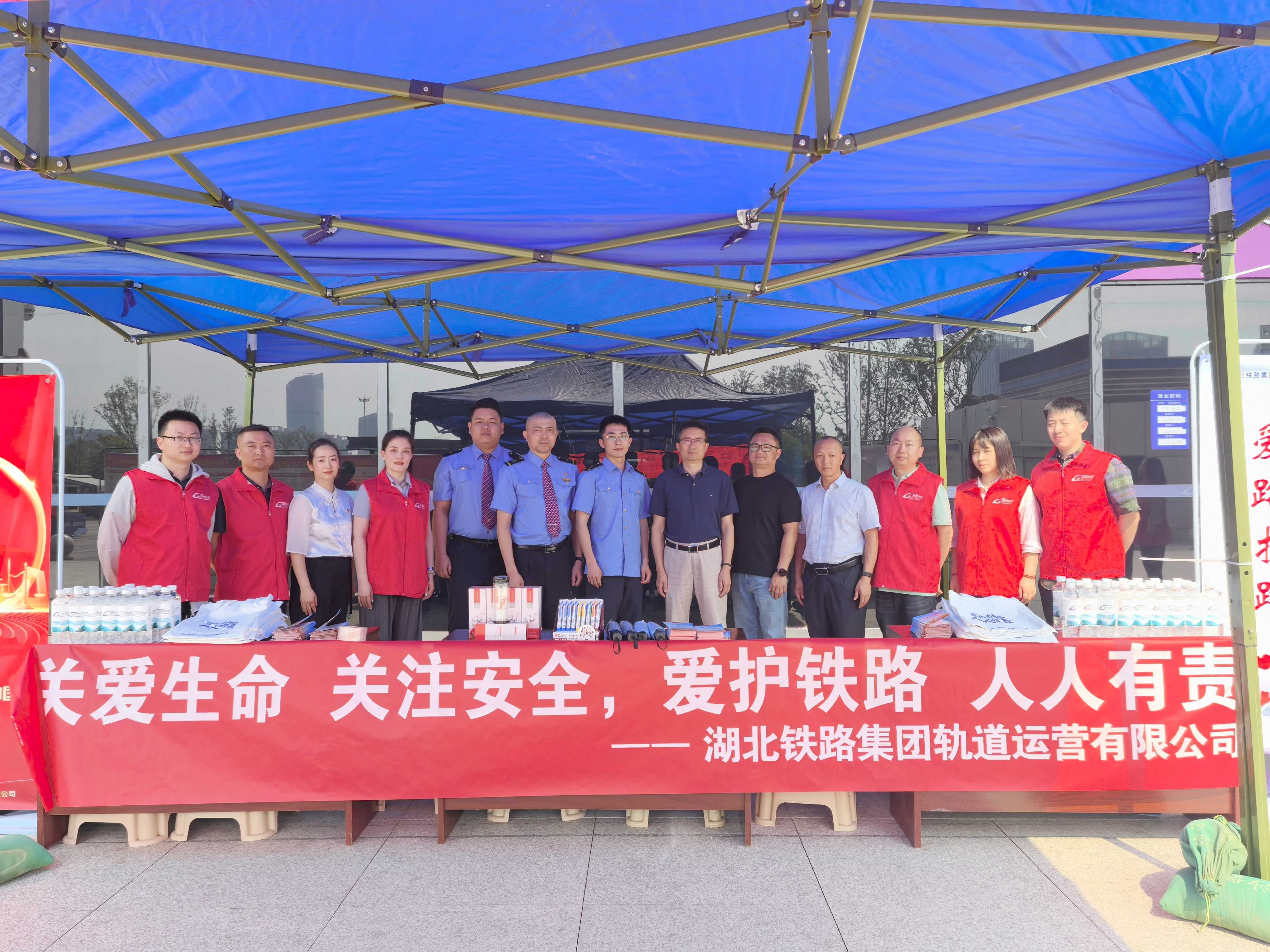 ��yun�����������