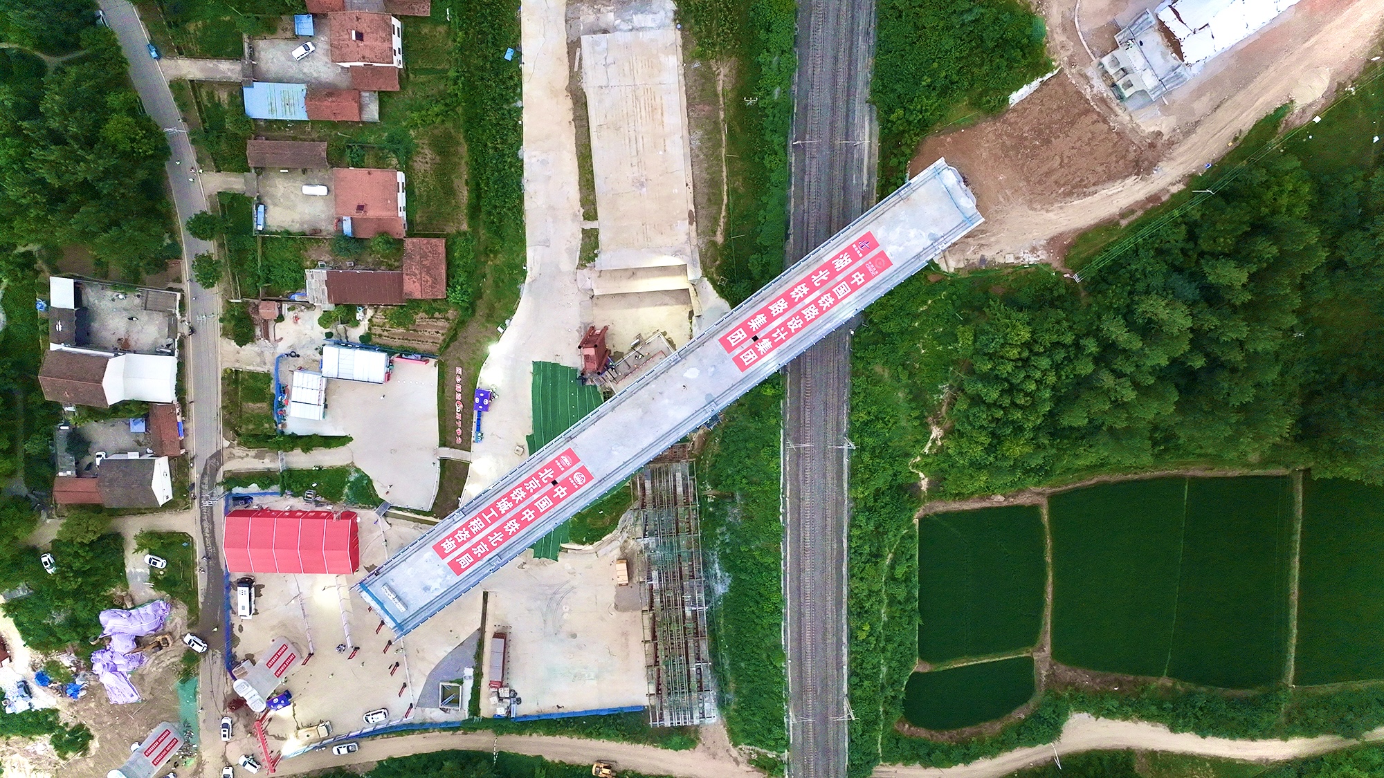 ��yun�����������