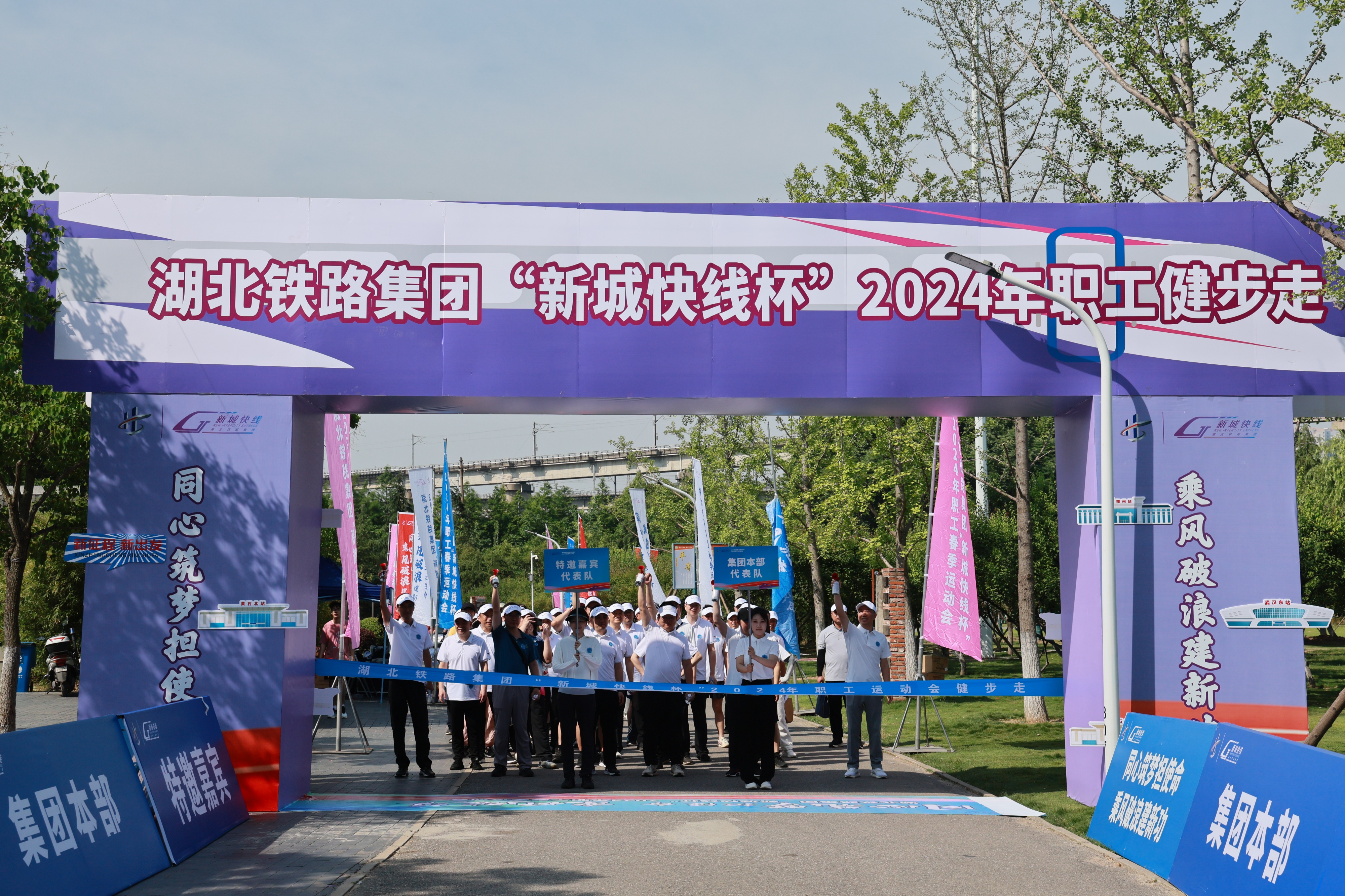 ��yun�����������