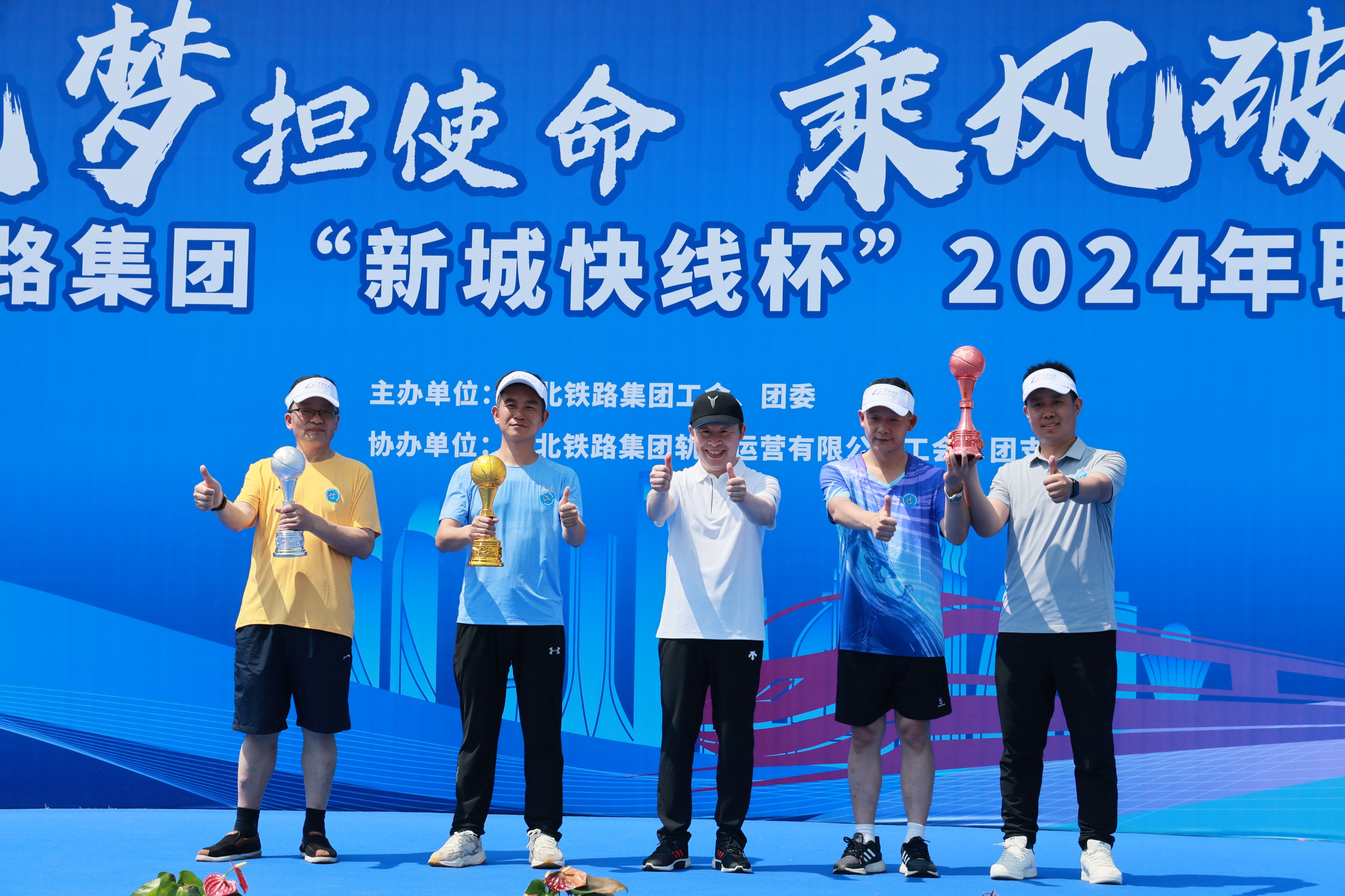 ��yun�����������