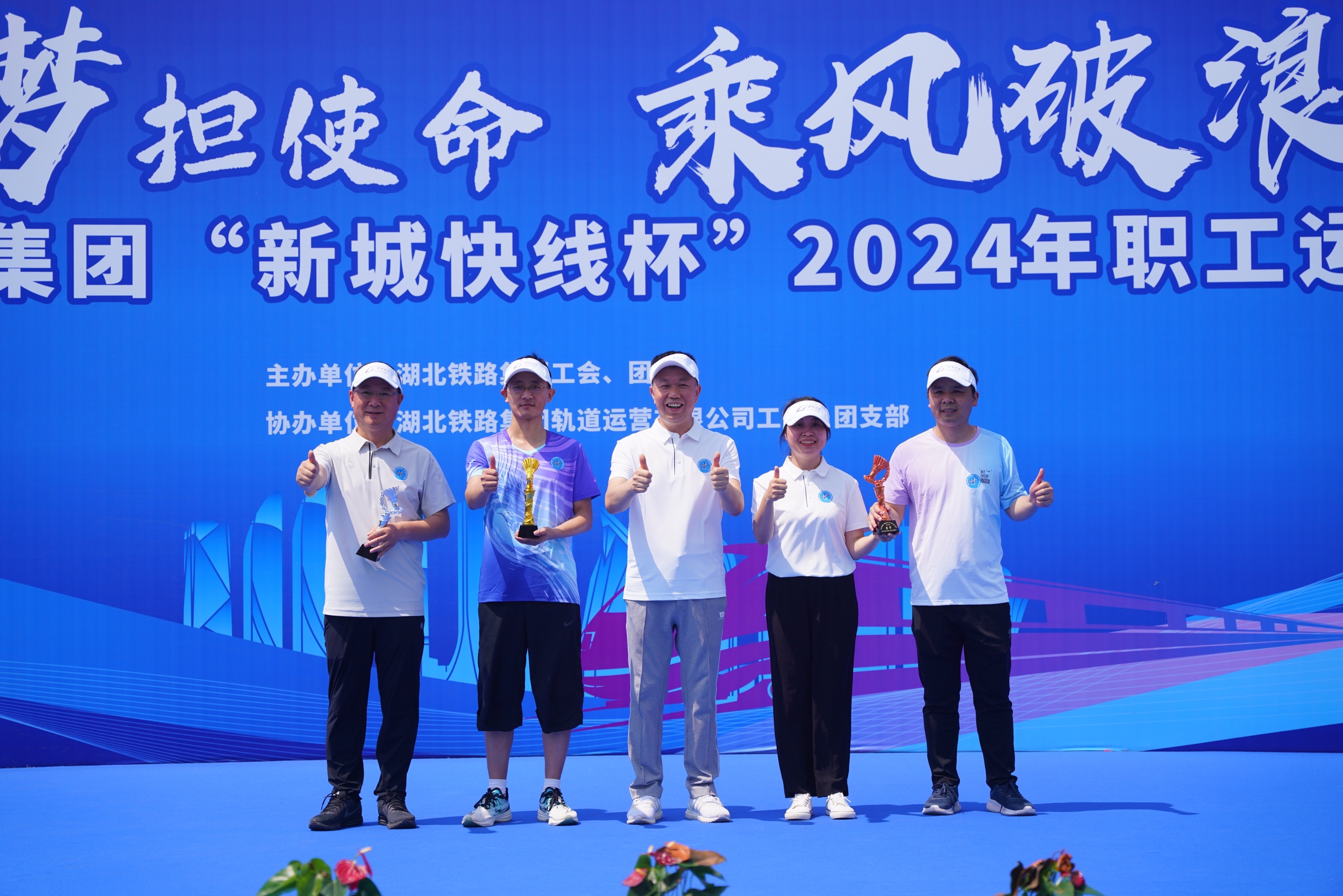 ��yun�����������