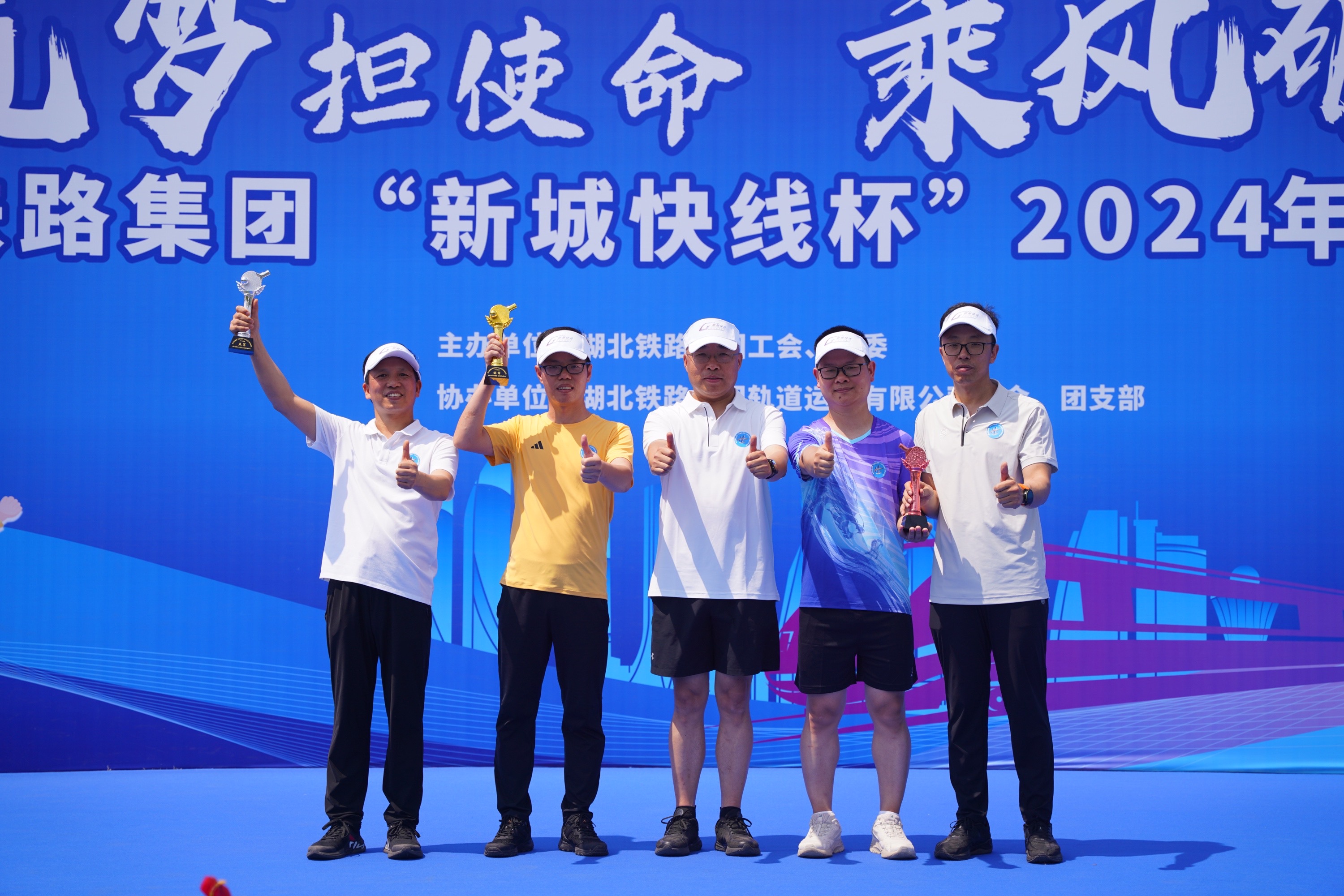 ��yun�����������