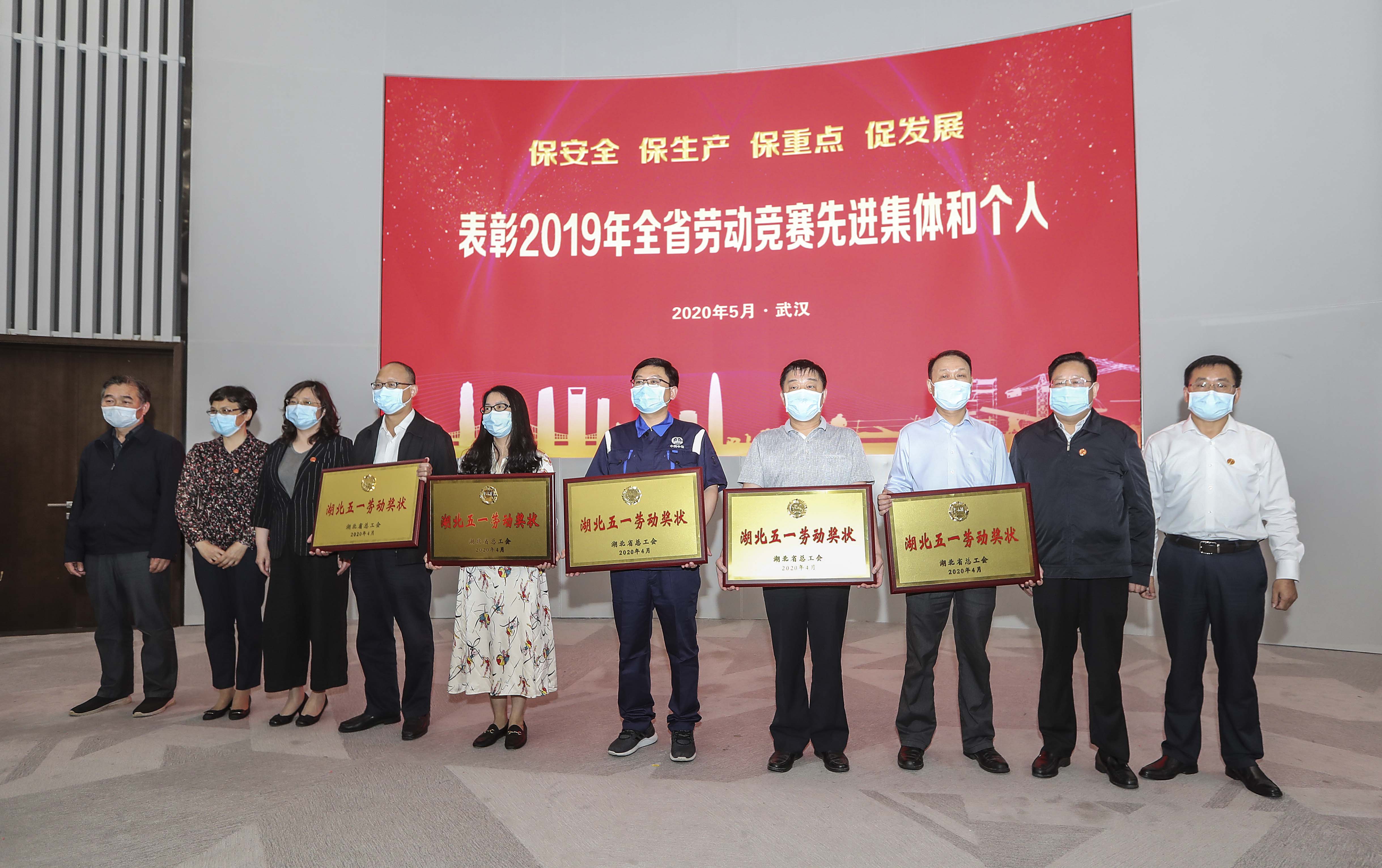 ��yun�����������