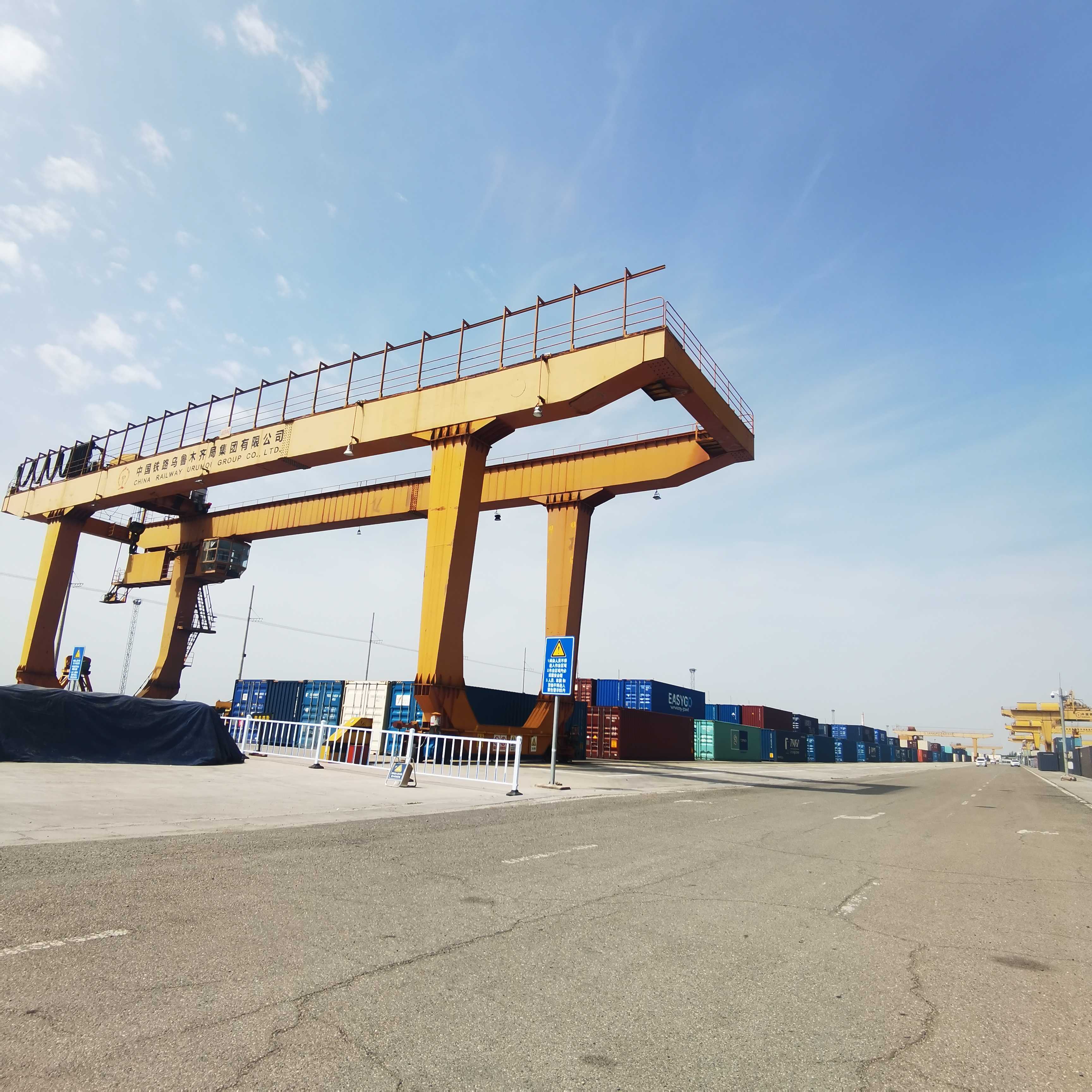 ��yun�����������