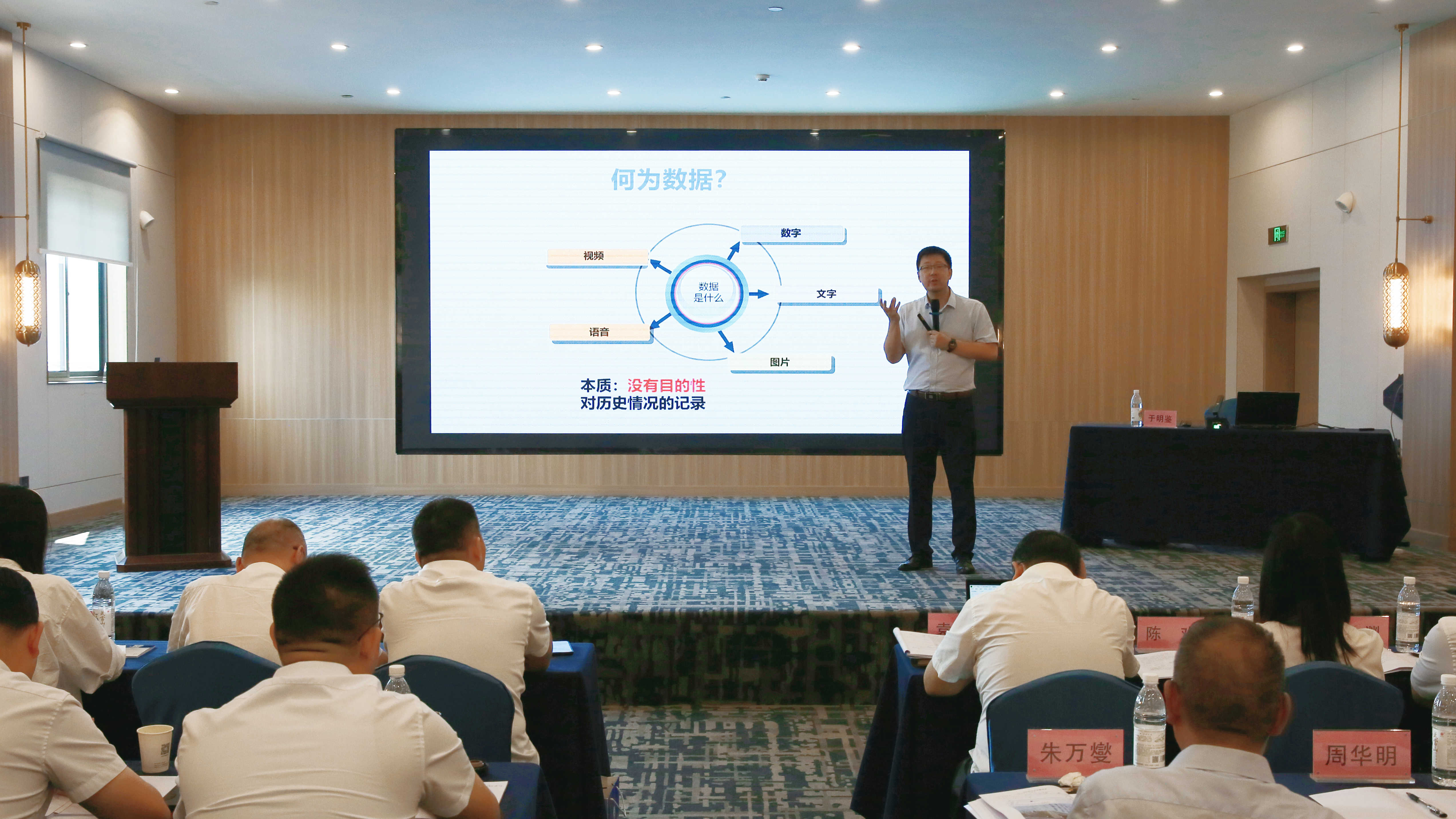 ��yun�����������