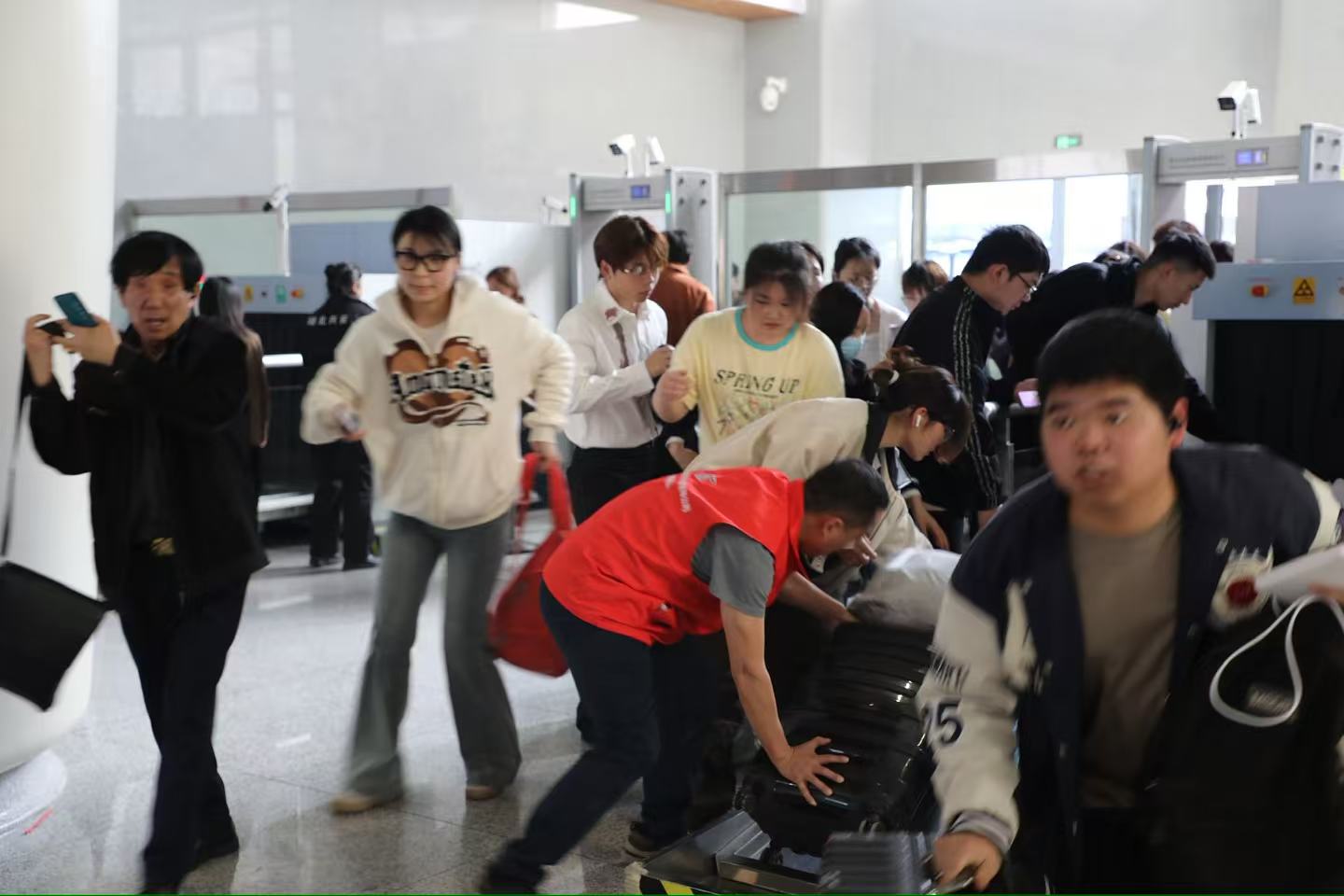 ��yun�����������