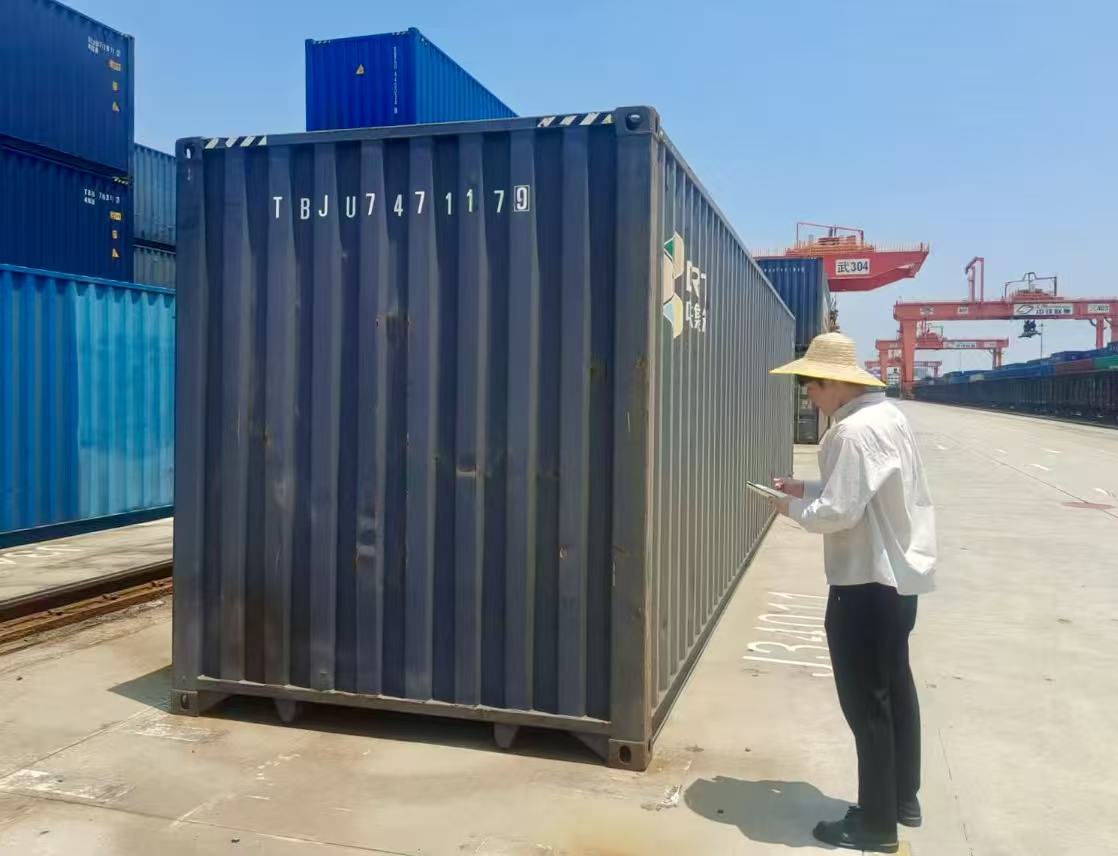 ��yun�����������