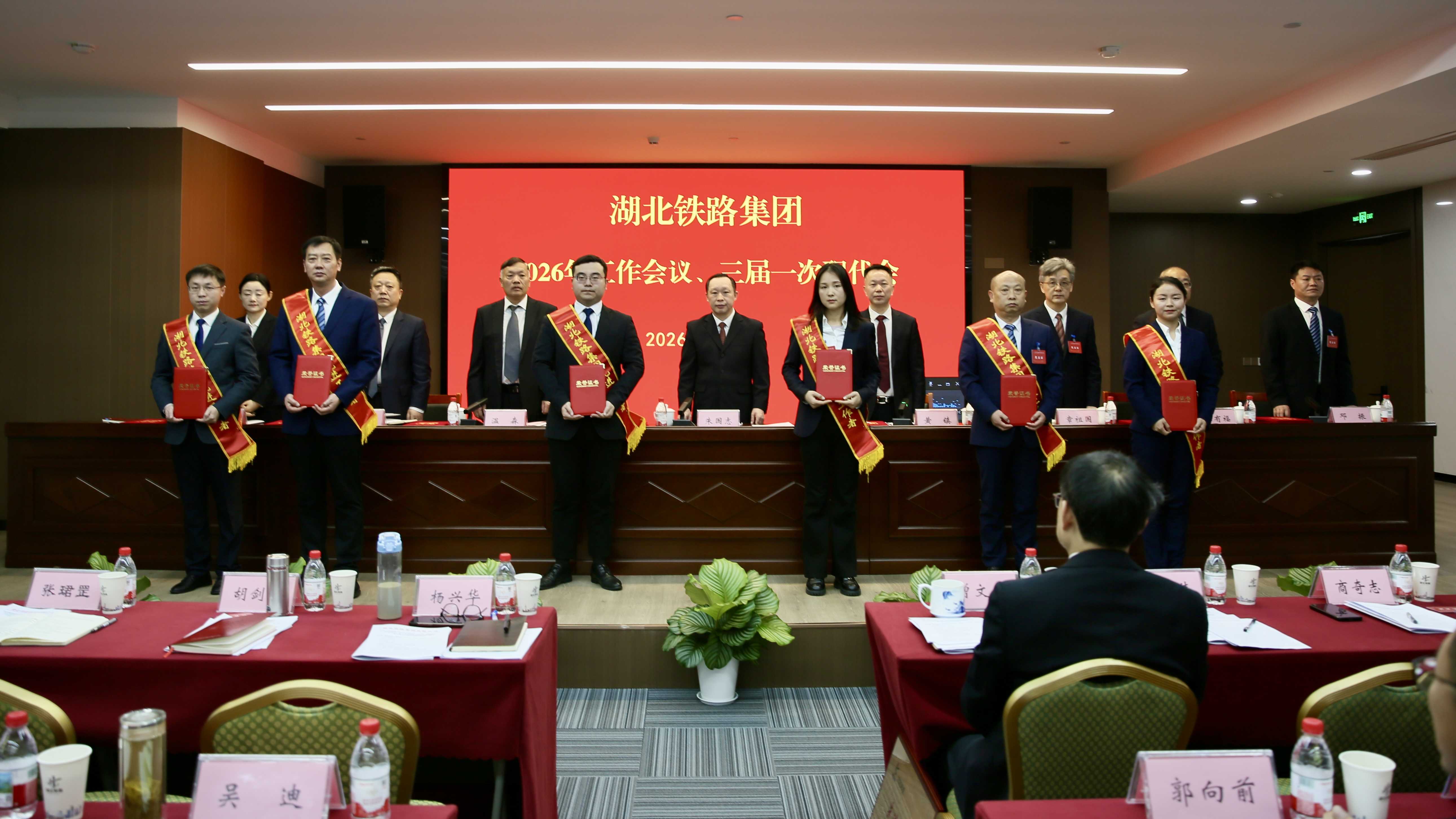 ��yun�����������