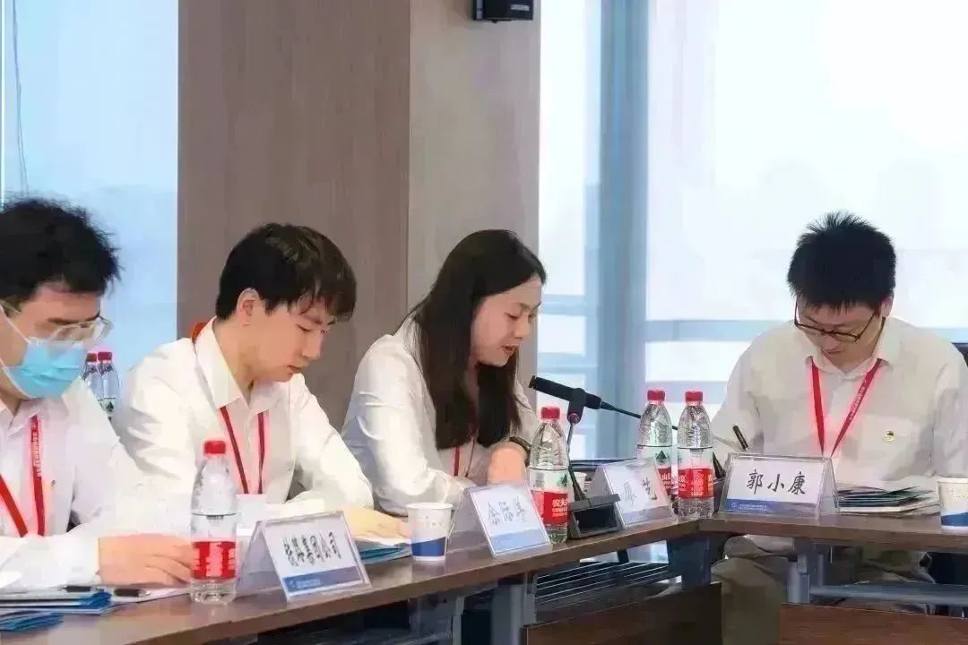 ��yun�����������