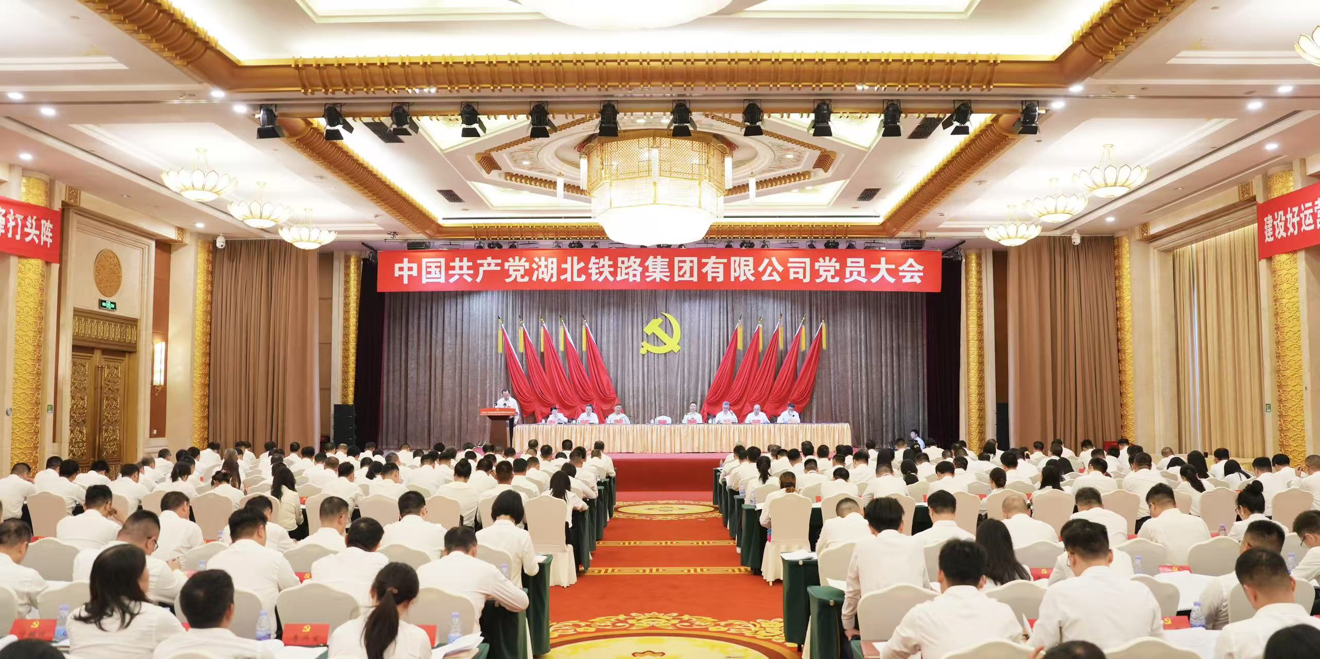 ��yun�����������